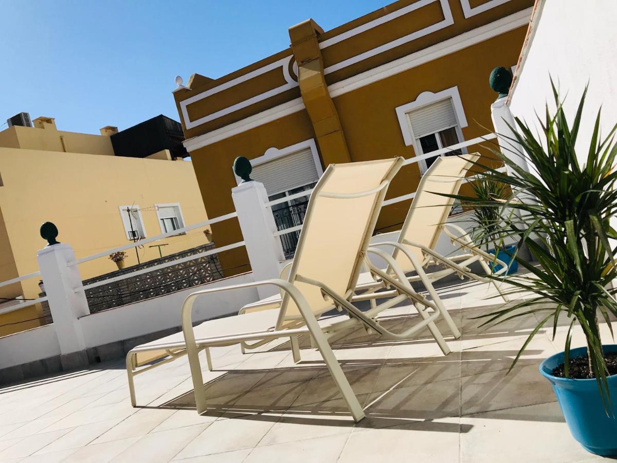 Malaga Beach House, 2 City Bikes, 2 Children'S Bikes, Wifi, Big Terrace, Bbq, Family, Childfriendly Exterior photo
